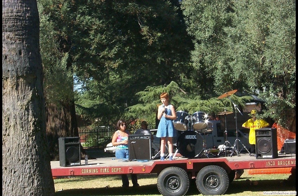 OliveFestival1998100